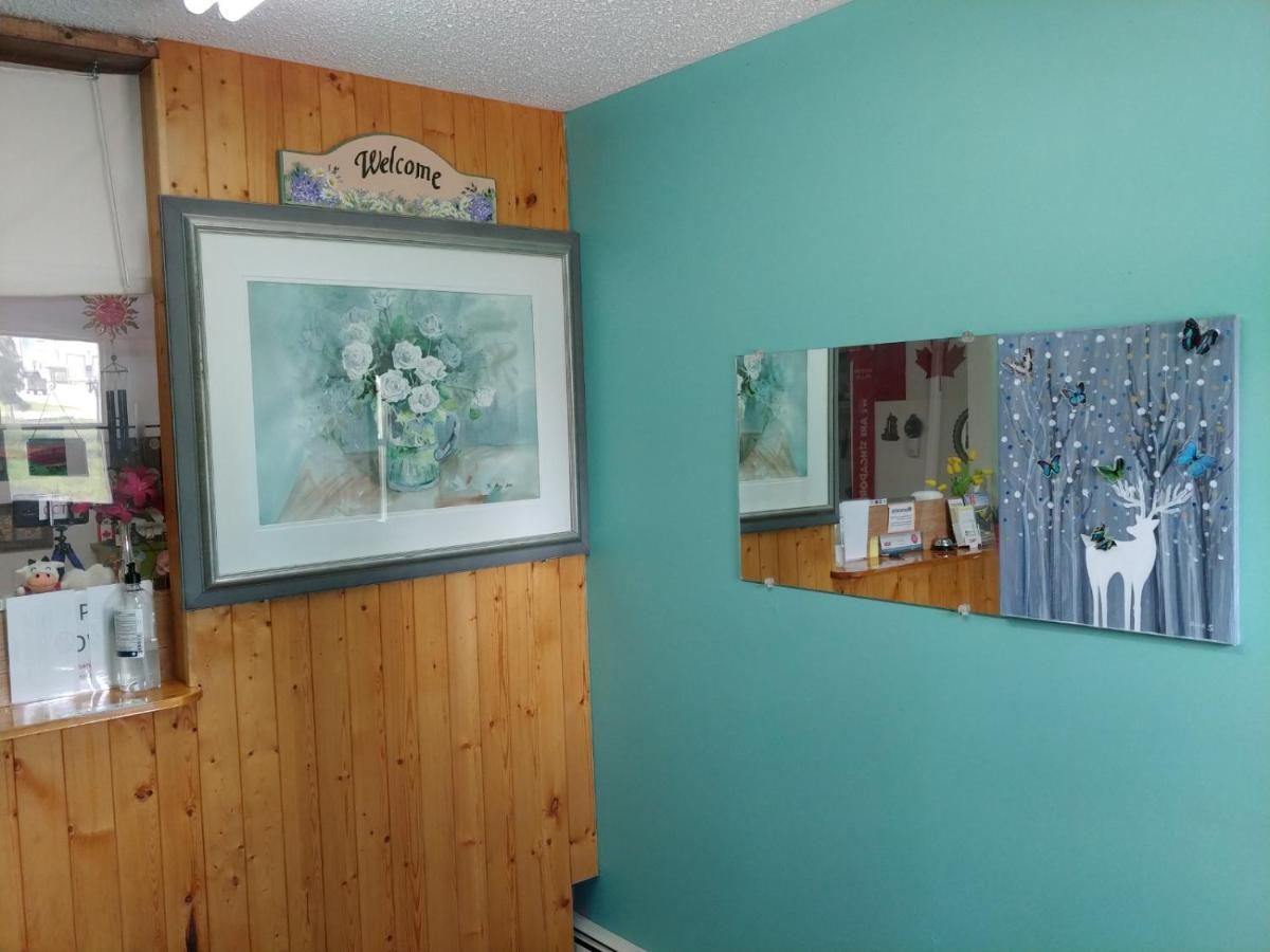 Moosomin Motel Екстериор снимка