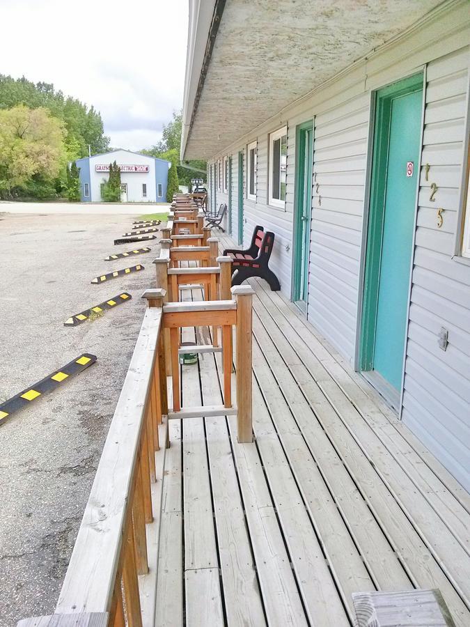 Moosomin Motel Екстериор снимка