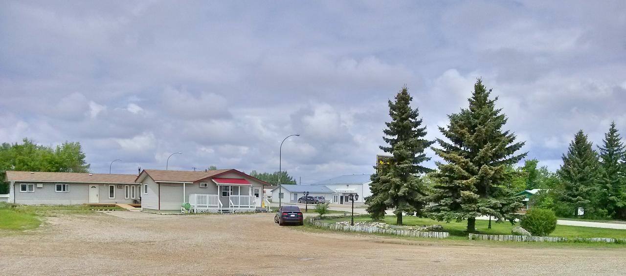 Moosomin Motel Екстериор снимка