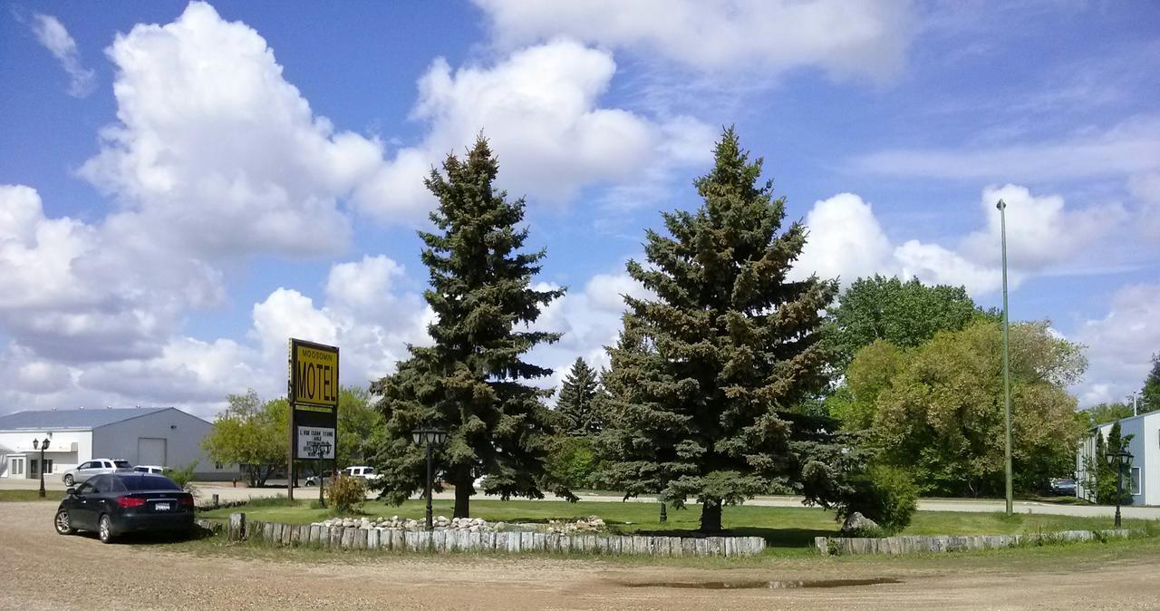 Moosomin Motel Екстериор снимка