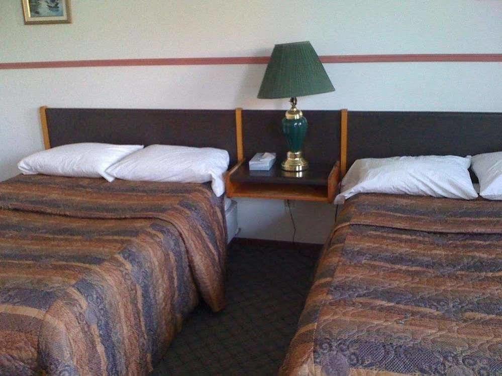 Moosomin Motel Екстериор снимка