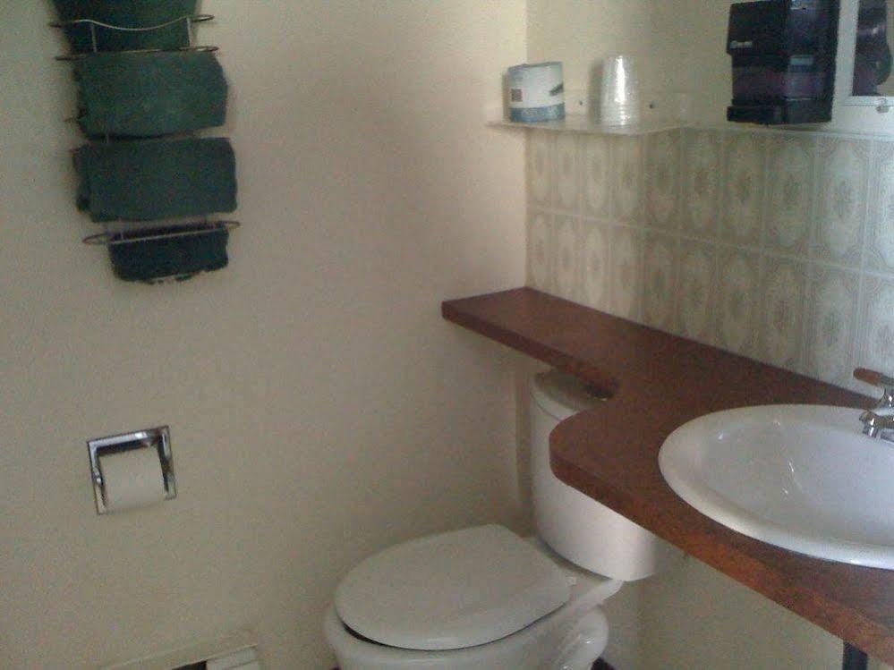 Moosomin Motel Екстериор снимка